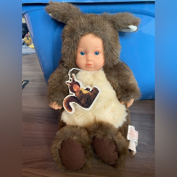 Anne Gettes Other - Anne Gettes Adorable Brown and Cream Squirrel